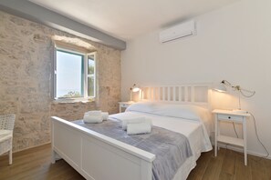 4 Schlafzimmer, Zimmersafe, Bügeleisen/Bügelbrett, kostenloses WLAN