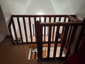 Interior - Studio in the countryside surrounded by horses (Dives-sur-Mer)