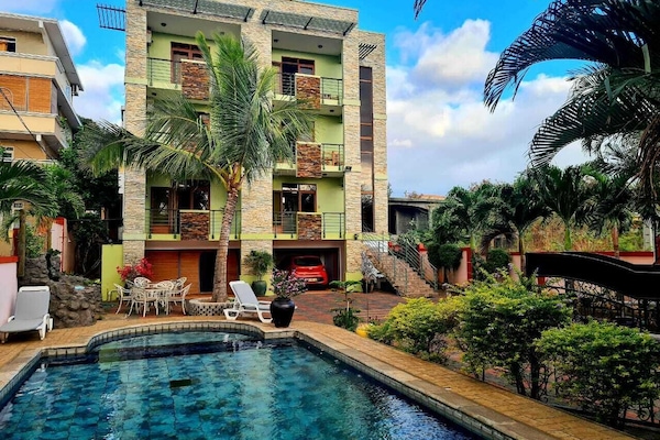 Façade de lâhĂ©bergement