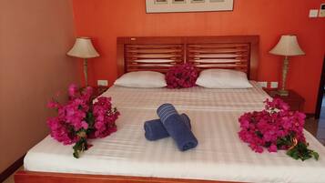 Standardzimmer | 1 Schlafzimmer, Allergikerbettwaren, Minibar, Zimmersafe