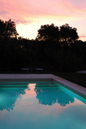Utomhuspool