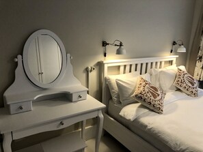 家庭公寓, 阳台, 海景 | 2 多间卧室、高档床上用品、记忆海绵床垫、客房内保险箱