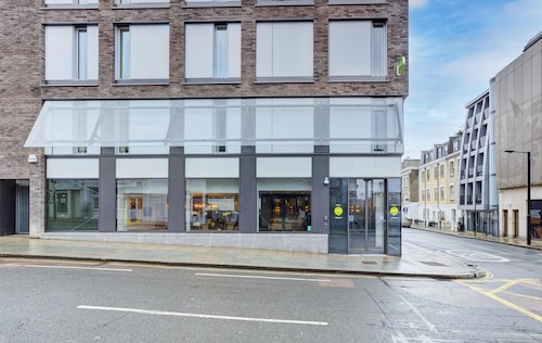 hub by Premier Inn London Earl's Court (West Brompton)