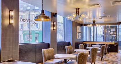 hub by Premier Inn London Earl's Court (West Brompton)