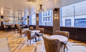 Restaurant - hub by Premier Inn London Earl's Court (West Brompton) (London)