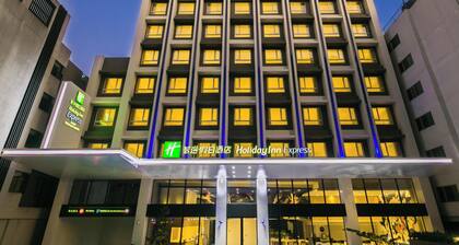 Holiday Inn Express Taichung Fengchia by IHG