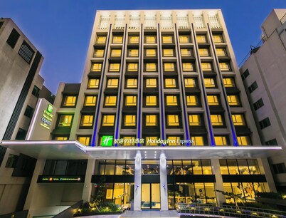 Holiday Inn Express Taichung Fengchia by IHG