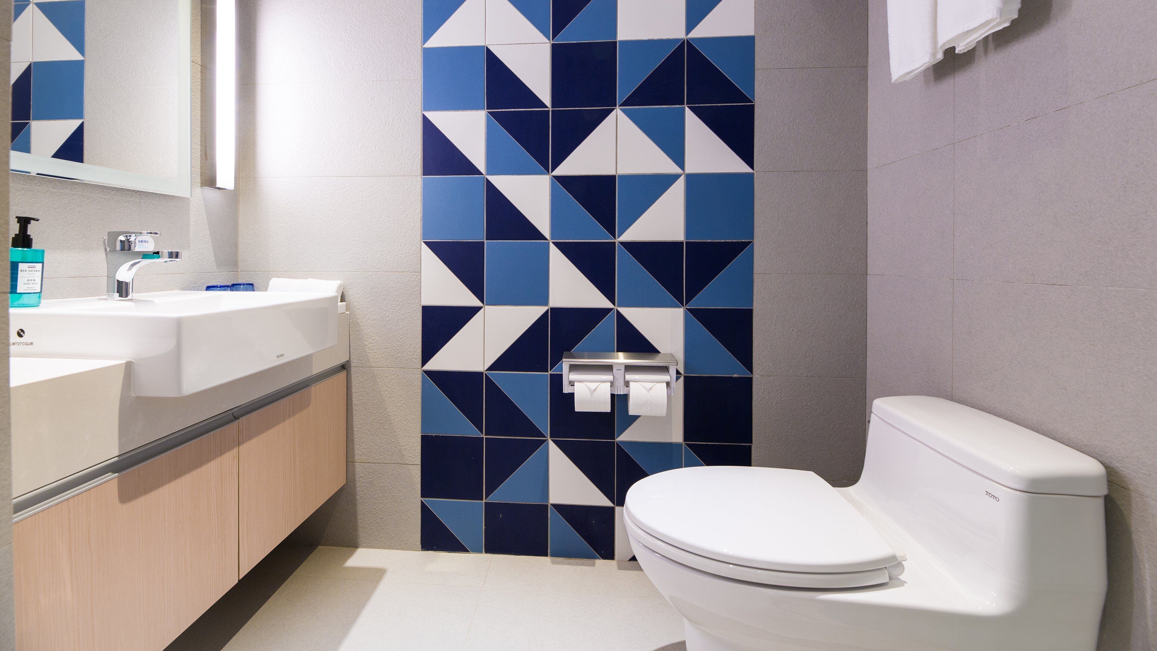 shower, hydromassage showerhead, hair dryer, slippers