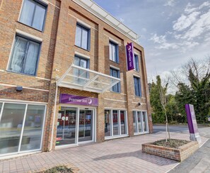 Exterior - Premier Inn Haywards Heath (Haywards Heath)