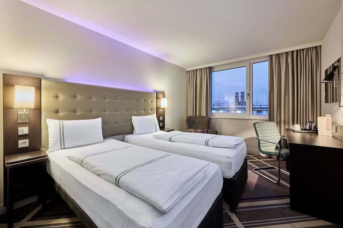 Standard Double or Twin Room | Soundproofing, bed sheets