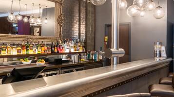 Bar (in der Unterkunft)