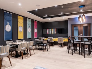 Daily buffet breakfast (EUR 17.9 per person)