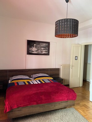 Basic Double Room | Blackout drapes, free WiFi, bed sheets - Budapest Promenade Cherry (Budapest)