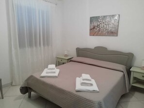 3 Schlafzimmer, Bügeleisen/Bügelbrett, WLAN, Bettwäsche