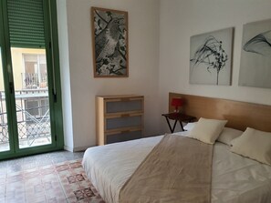 1 chambre, fer et planche à repasser, Wi-Fi, draps fournis