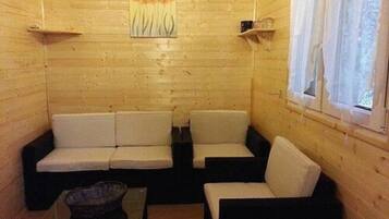 Nhà gỗ (La Cabane) | Khu phòng khách | TV màn hình phẳng