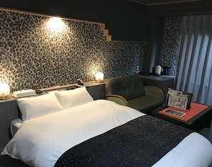 Doppelzimmer (Deluxe) | Schallisolierte Zimmer, Bettwäsche