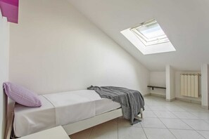 Apartment, 3 Bedrooms | 3 bedrooms, free WiFi