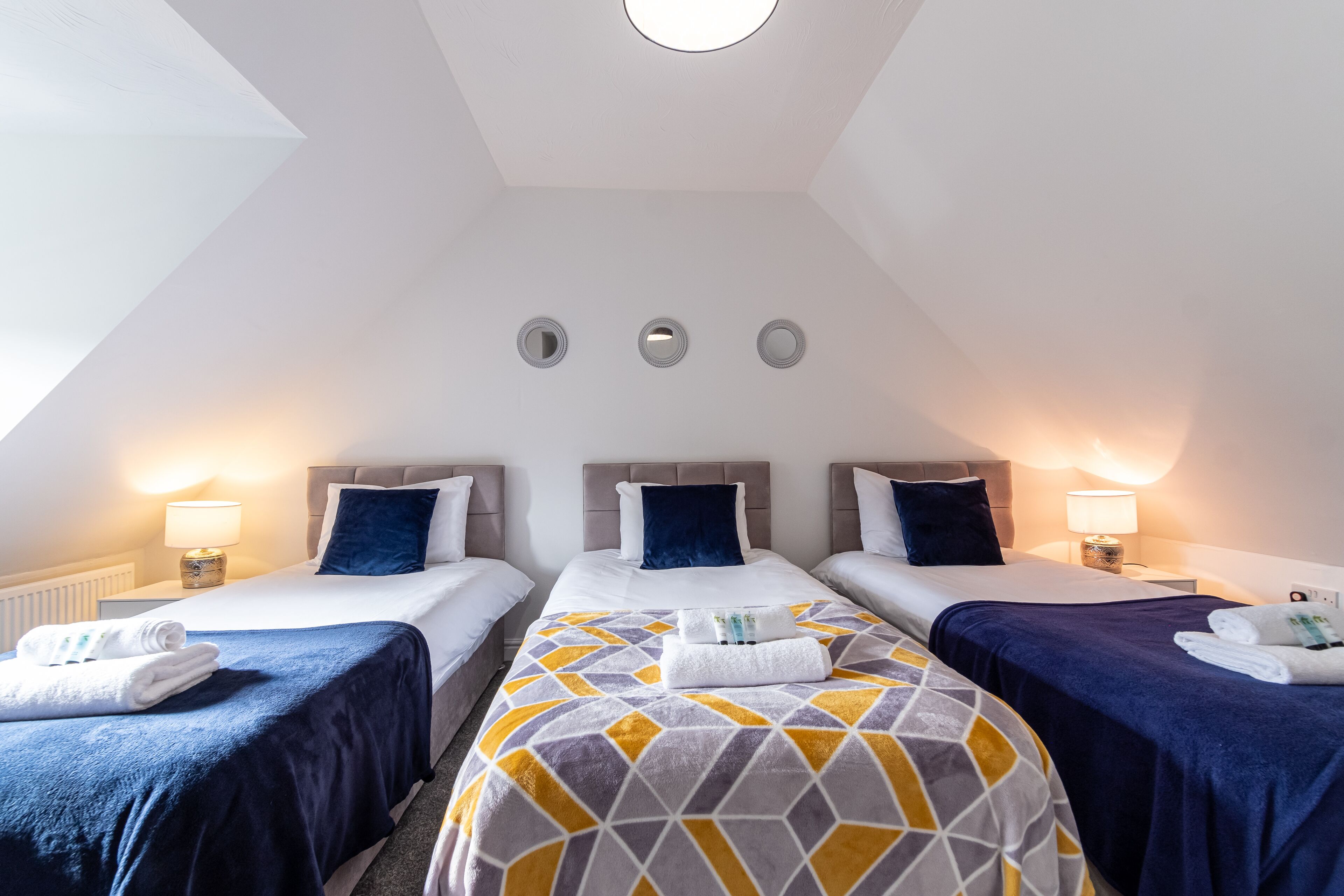 KVM - Bluebird House