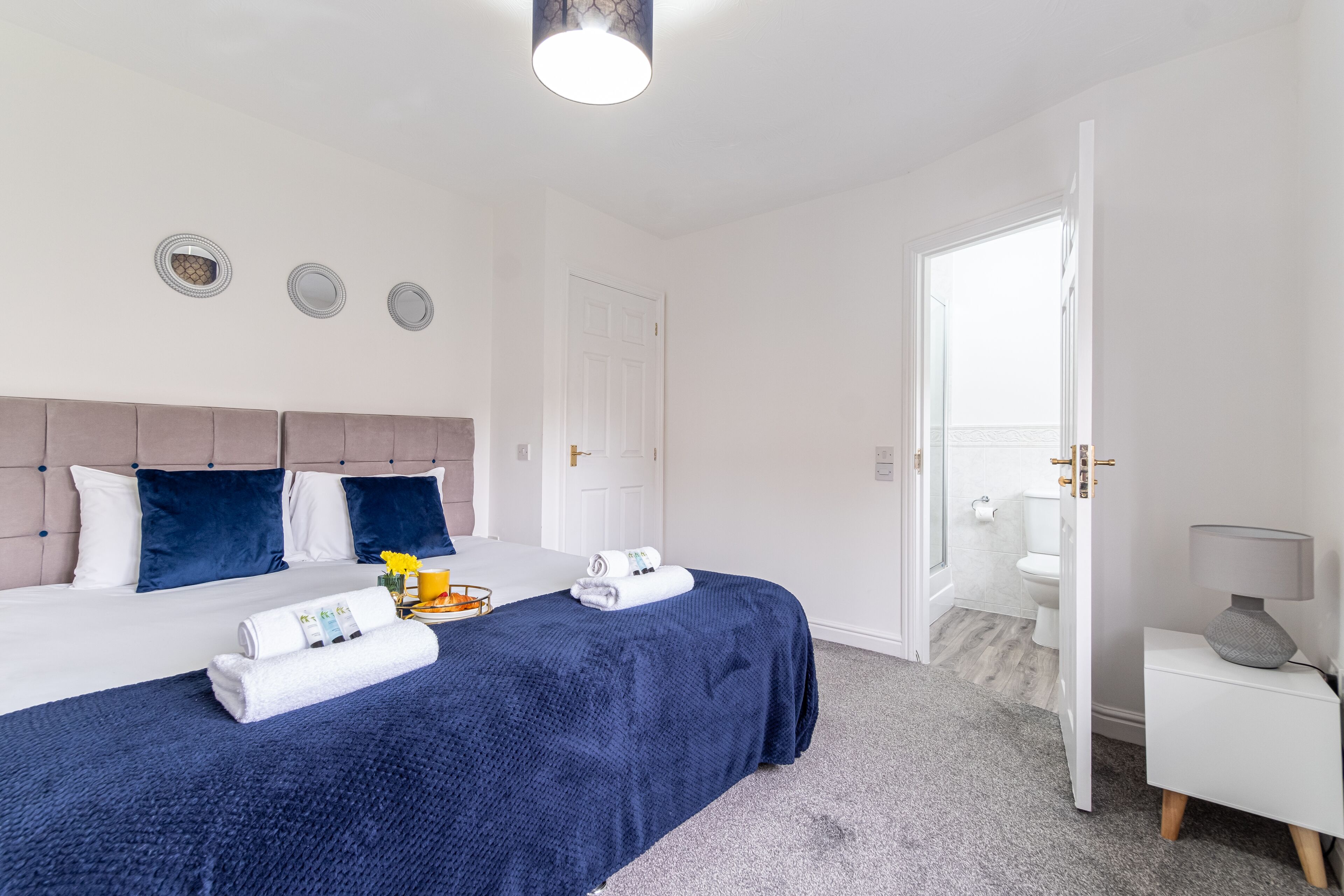 KVM - Bluebird House