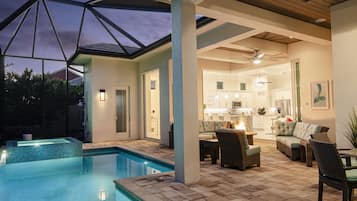 AuĂenpool, beheizter Pool