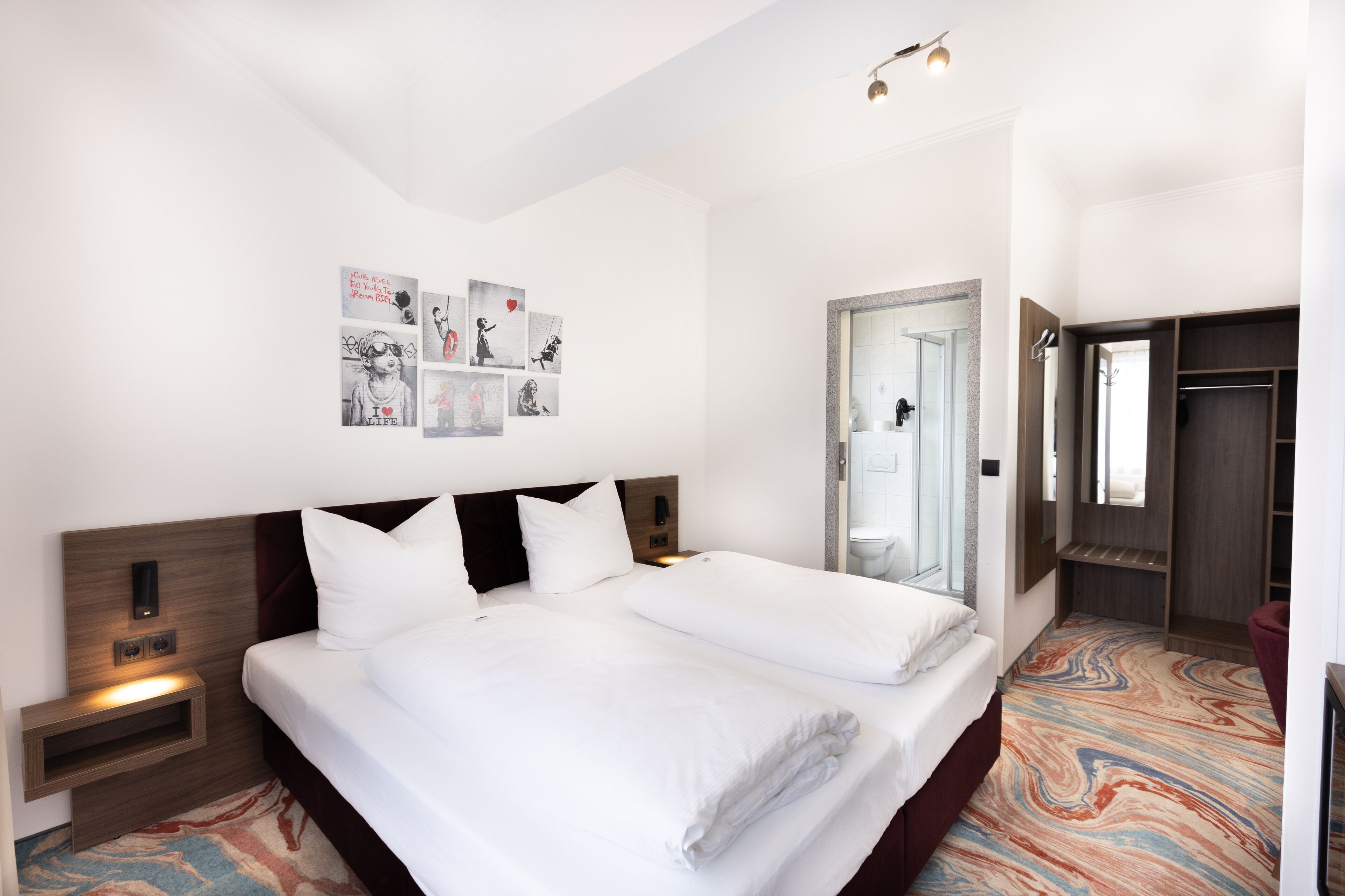 standard double or twin room | 1 bedroom, desk, soundproofing, iron/ironing board