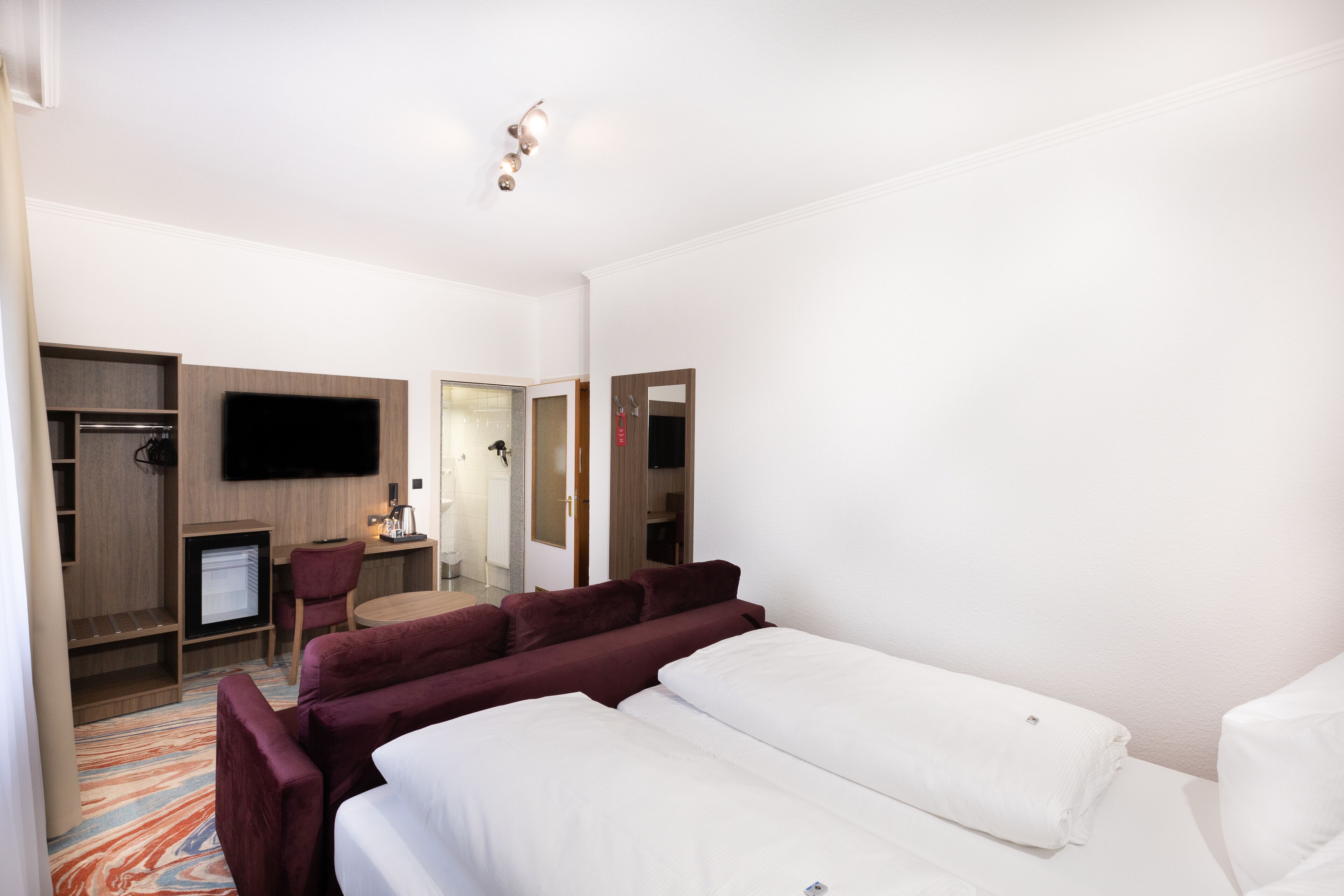 standard triple room | 1 bedroom, desk, soundproofing, iron/ironing board