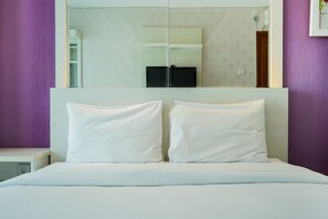 Room | 1 bedroom, desk, free WiFi, bed sheets