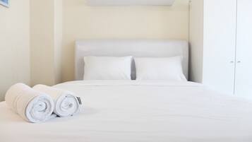 Room | 1 bedroom, desk, free WiFi, bed sheets