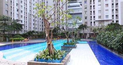 Homey 2BR at Green Bay Pluit Apartment near Mall