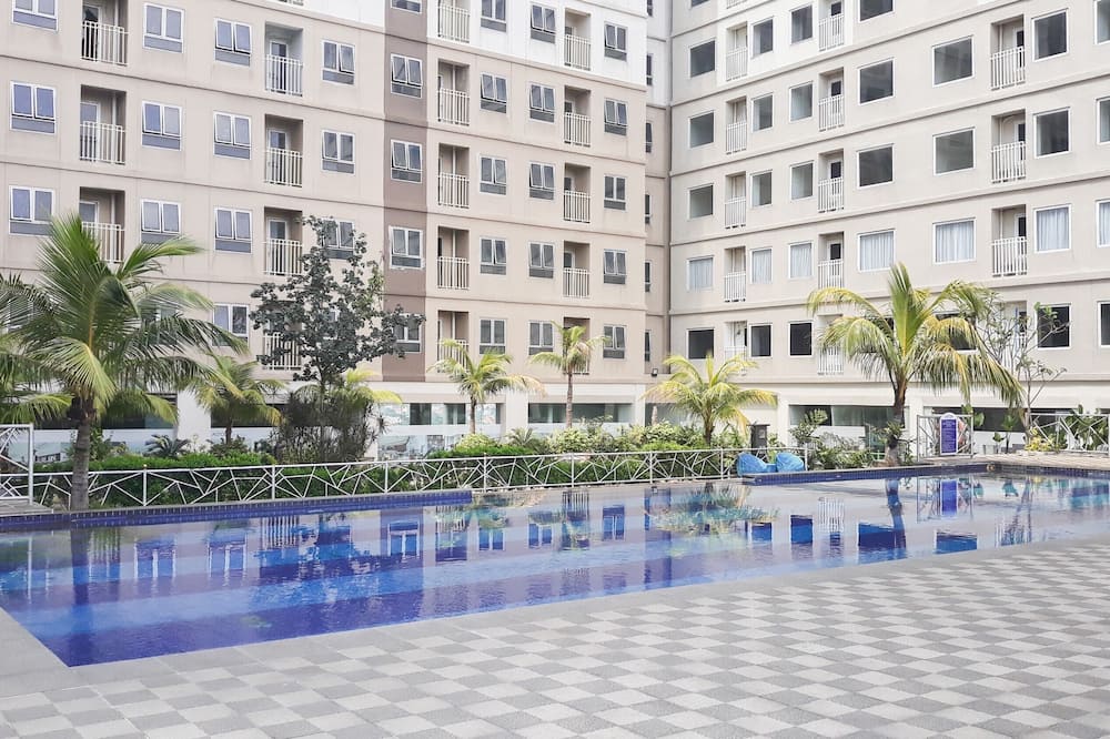 Comfortable 2 Bedrooms @ Titanium Square Apartment
