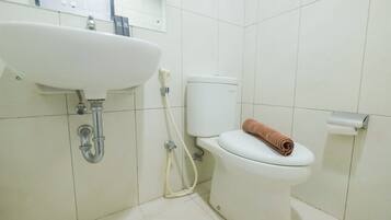 Room | Bathroom | Shower, towels