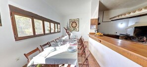 Dining - OLD HOUSE (Yeste)
