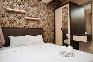 2 bedrooms, free WiFi, bed sheets - Cozy 2BR at Pancoran Riverside Apartment (Jakarta)