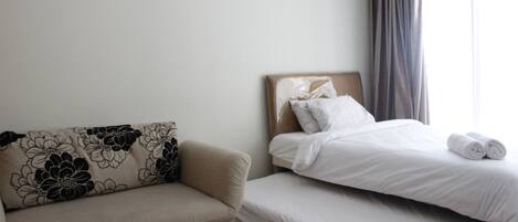 Huone | 1 makuuhuone, työpöytä, ilmainen Wi-Fi, vuodevaatteet