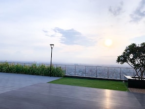 Terrace/patio - D'Suites at The Sykline (2 bedrooms) #3 (PP)