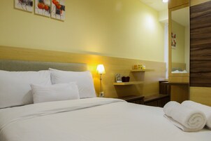 Room | 1 bedroom, desk, free WiFi, bed sheets