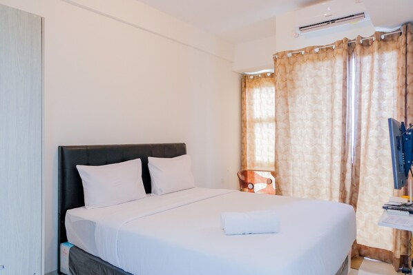 Chambre | Bureau, draps fournis