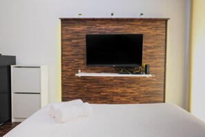 Room amenity - Cozy Studio Room at M-Town Apartment near Summarecon Serpong Mall (Gading Serpong)