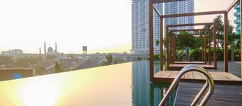 Cozy Studio Apartment @ Grand Kamala Lagoon