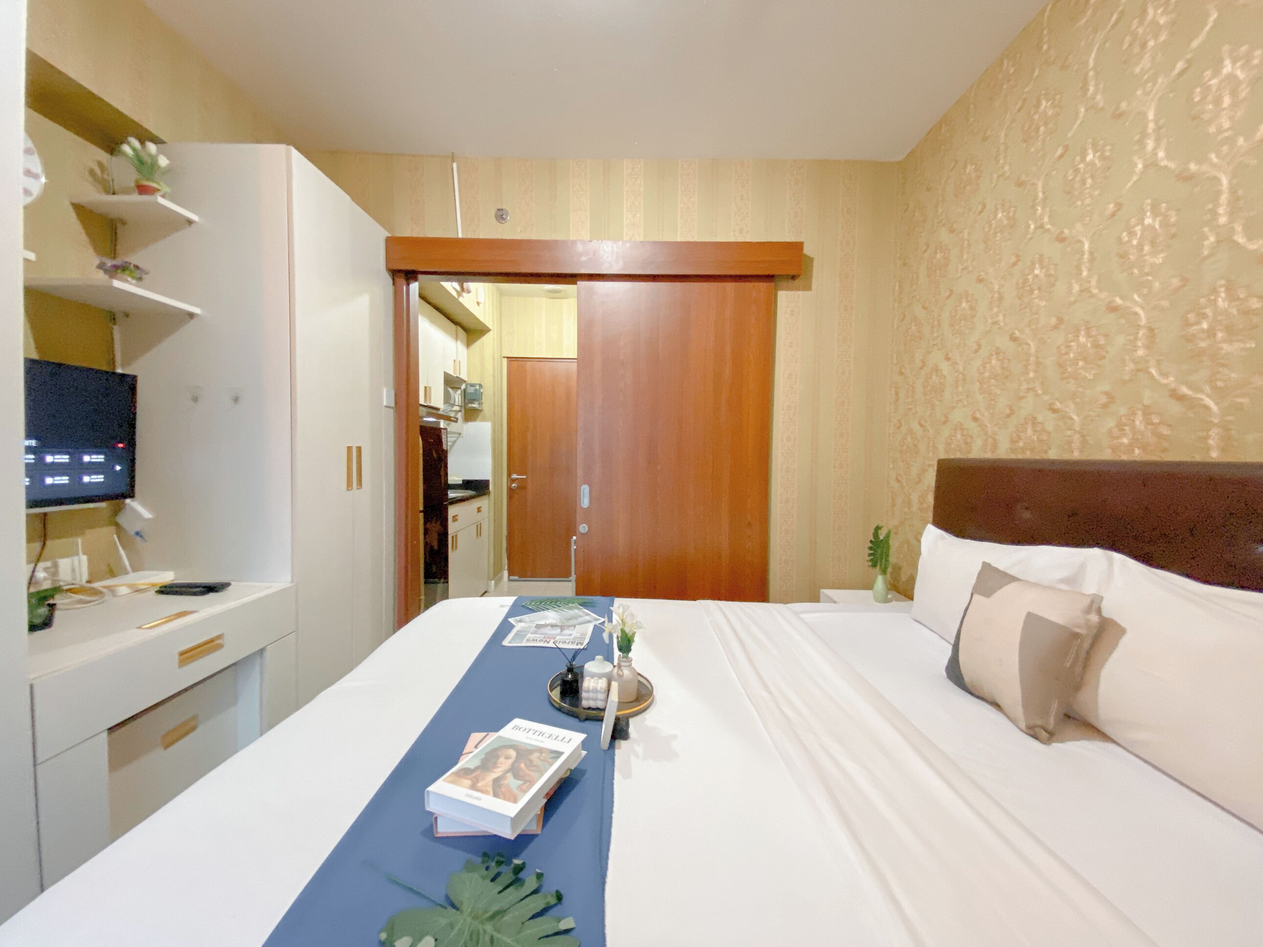 1 bedroom, free WiFi, bed sheets