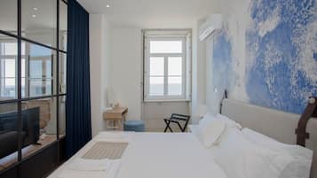 1 dormitori, planxa i posts de planxar, wifi i roba de llit