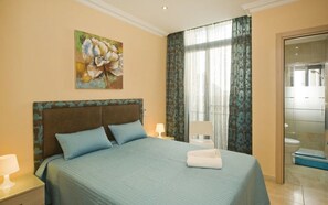 1 bedroom, iron/ironing board, Internet, bed sheets
