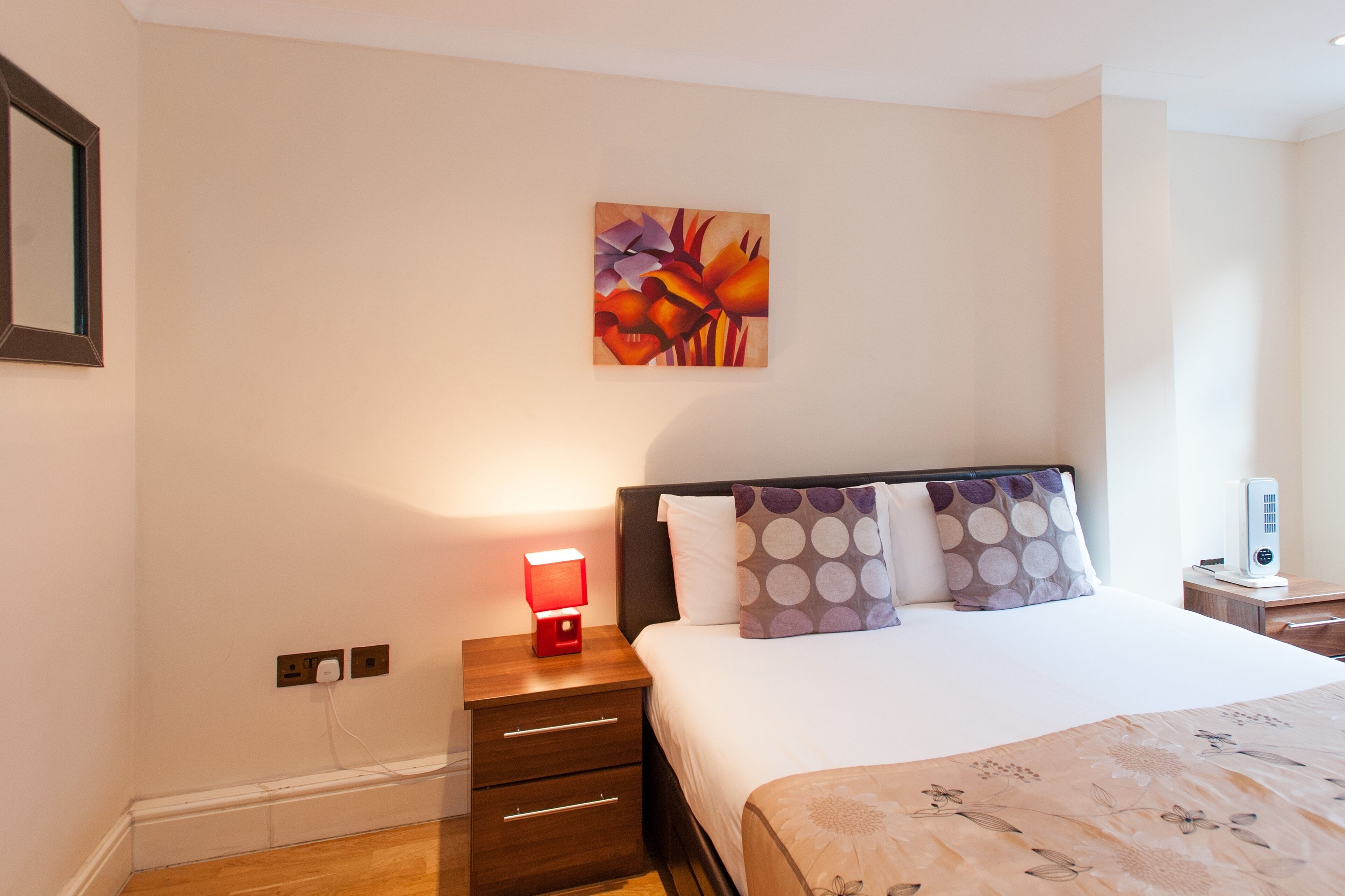 *Reduced Rates* Central London | apx. 13 Mins to St Paul's Cathedral