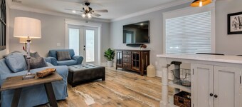 The Carlton* 3 min walk to Downtown Mt. Dora!!