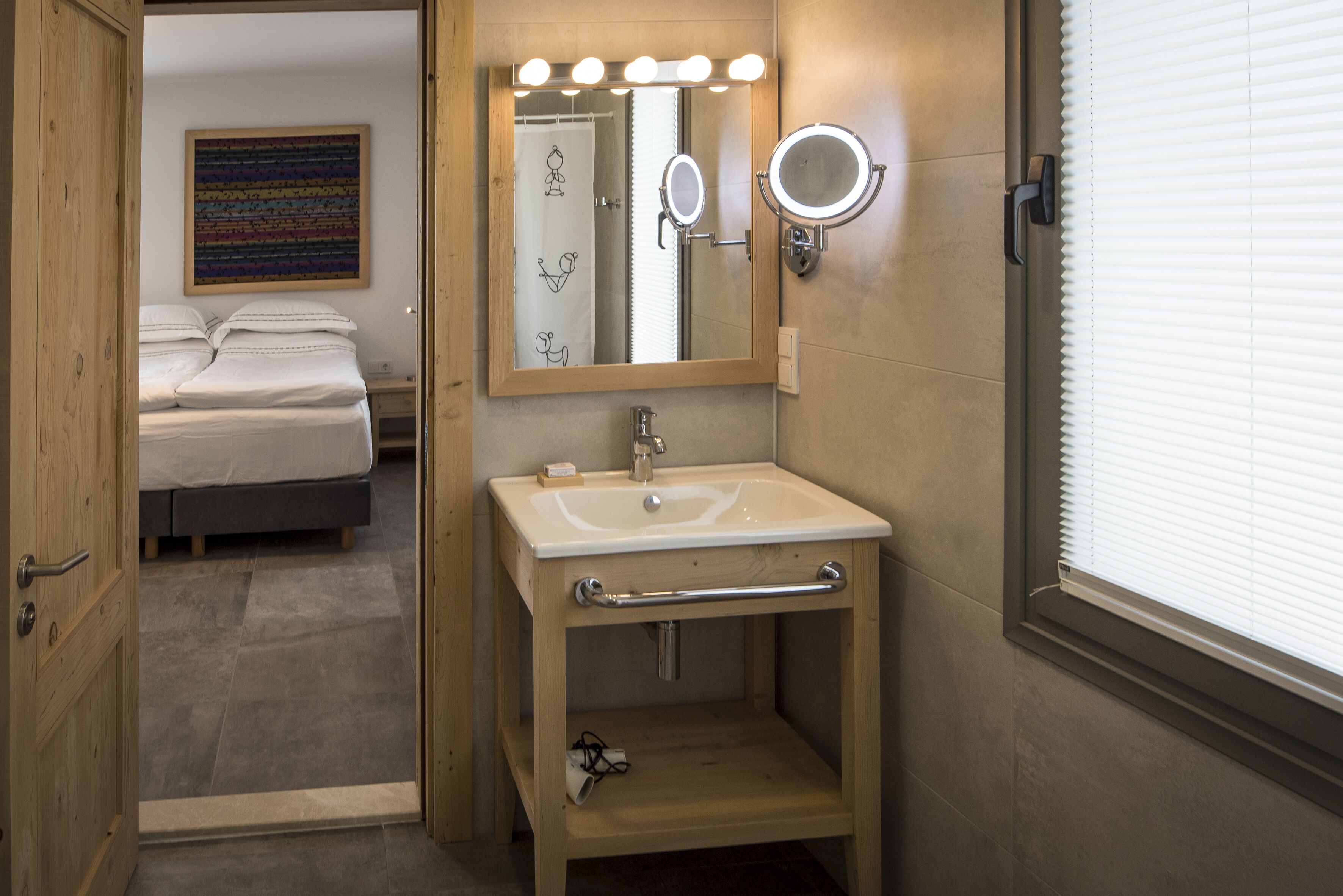 comfort double or twin room +1 | bathroom | shower, hydromassage showerhead, hair dryer, bathrobes