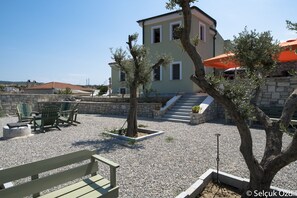 Outdoor banquet area - Otel Fiori - Urla (Urla)