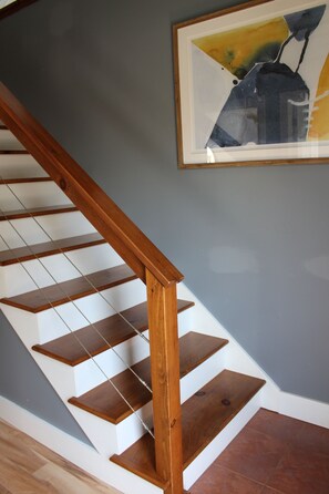 Interior - Four Bedroom Cottage Within Walking Distance To Thunder Cove Beach (Kensington)