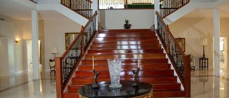 House, Multiple Beds, Private Pool, Ocean View | Interior