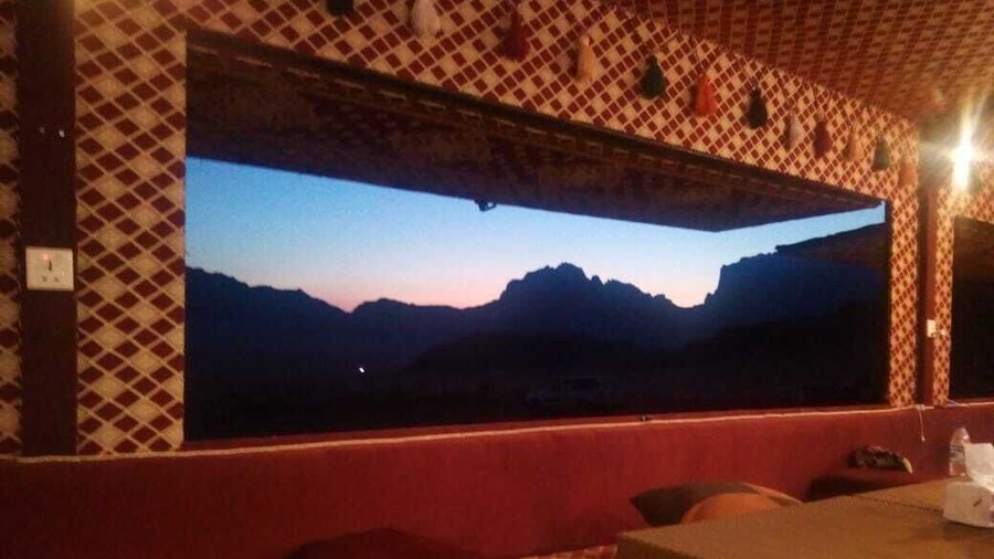 Alamer Hostel Camp